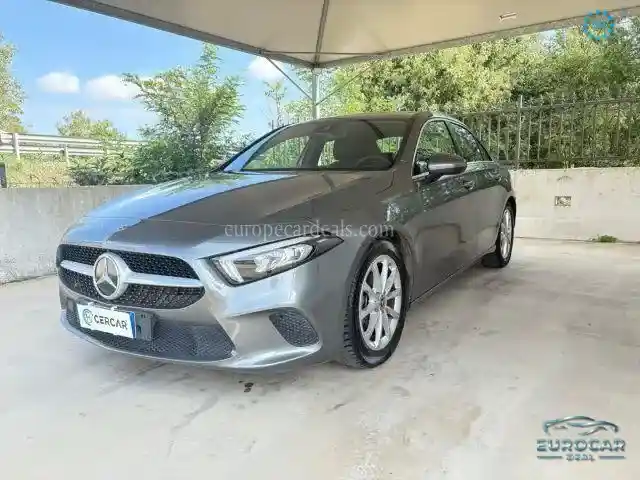 Mercedes-Benz A 180