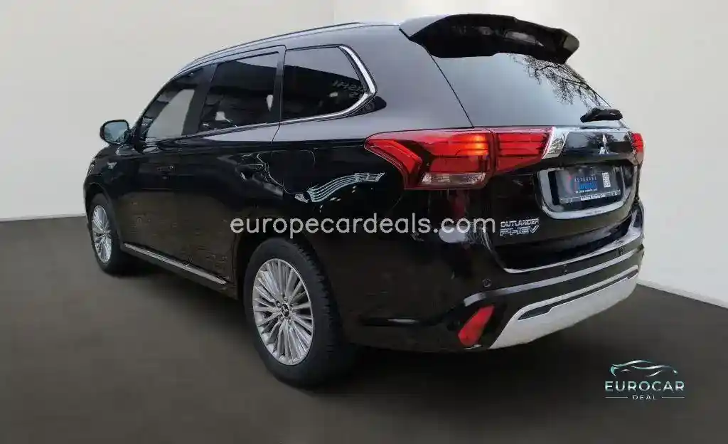 Mitsubishi Plug-in Hybrid Outlander