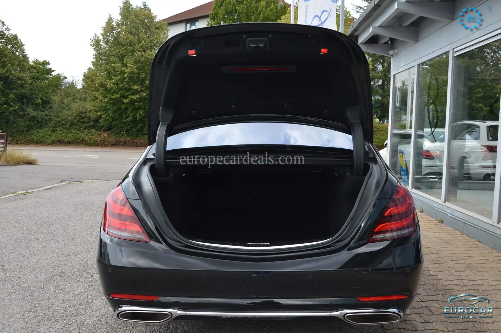 Mercedes-Benz S 560