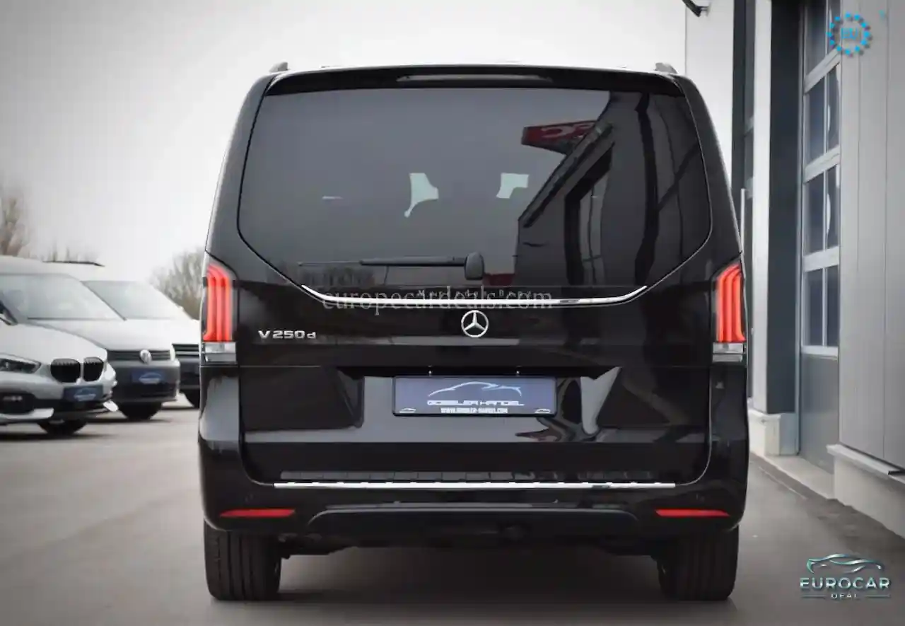 Mercedes-Benz V 250