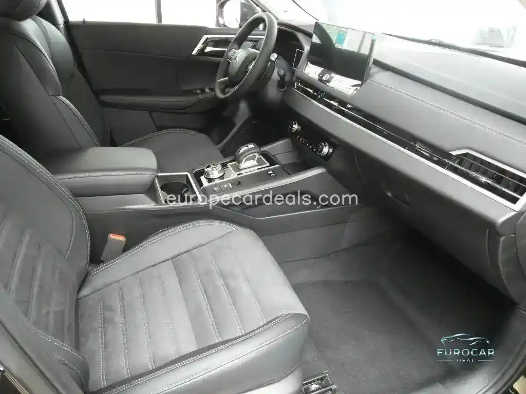Mitsubishi Plug-in Hybrid Outlander