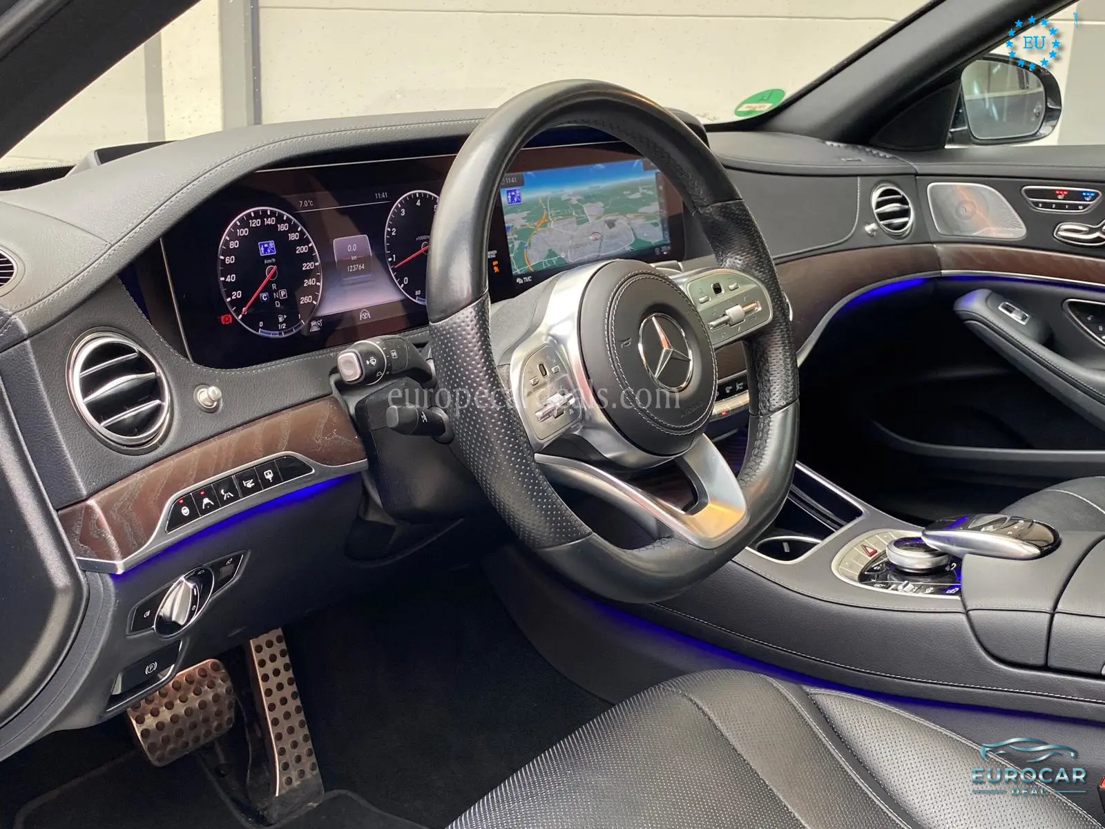 Mercedes-Benz S 560