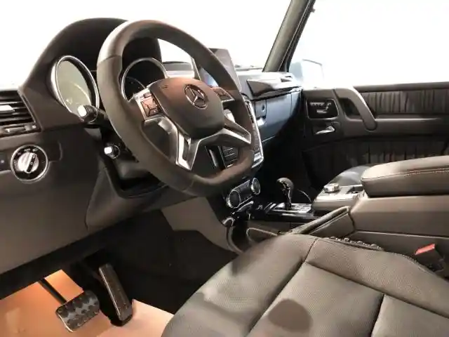 Mercedes-Benz G 500