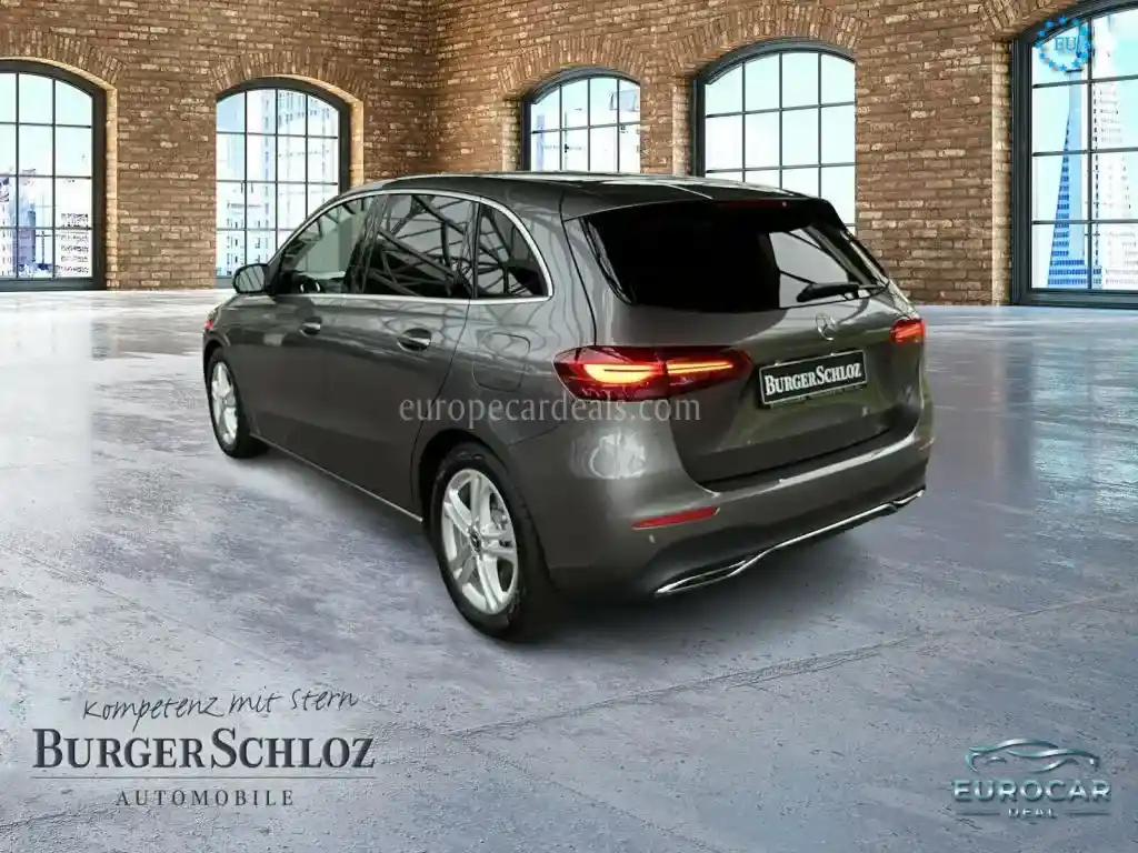 Mercedes-Benz B 180