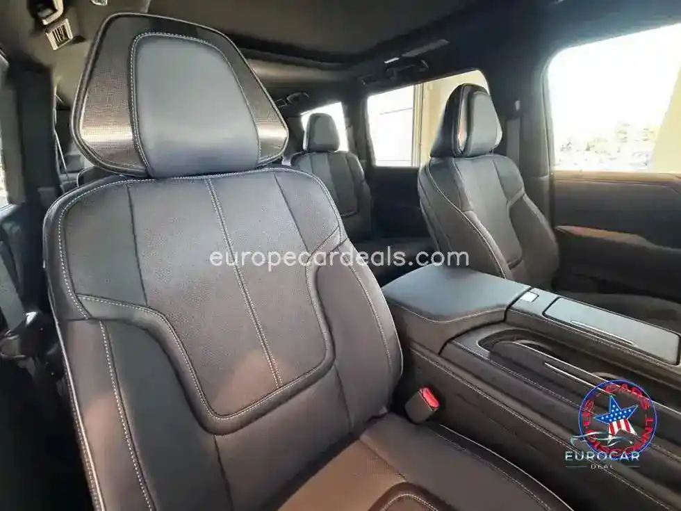 Infiniti QX80