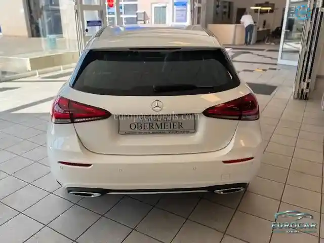 Mercedes-Benz A 220