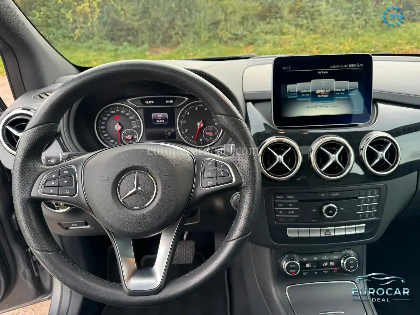 Mercedes-Benz B 200