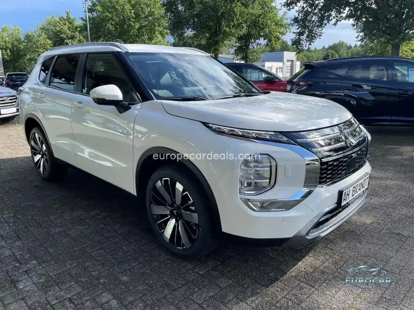 Mitsubishi Plug-in Hybrid Outlander