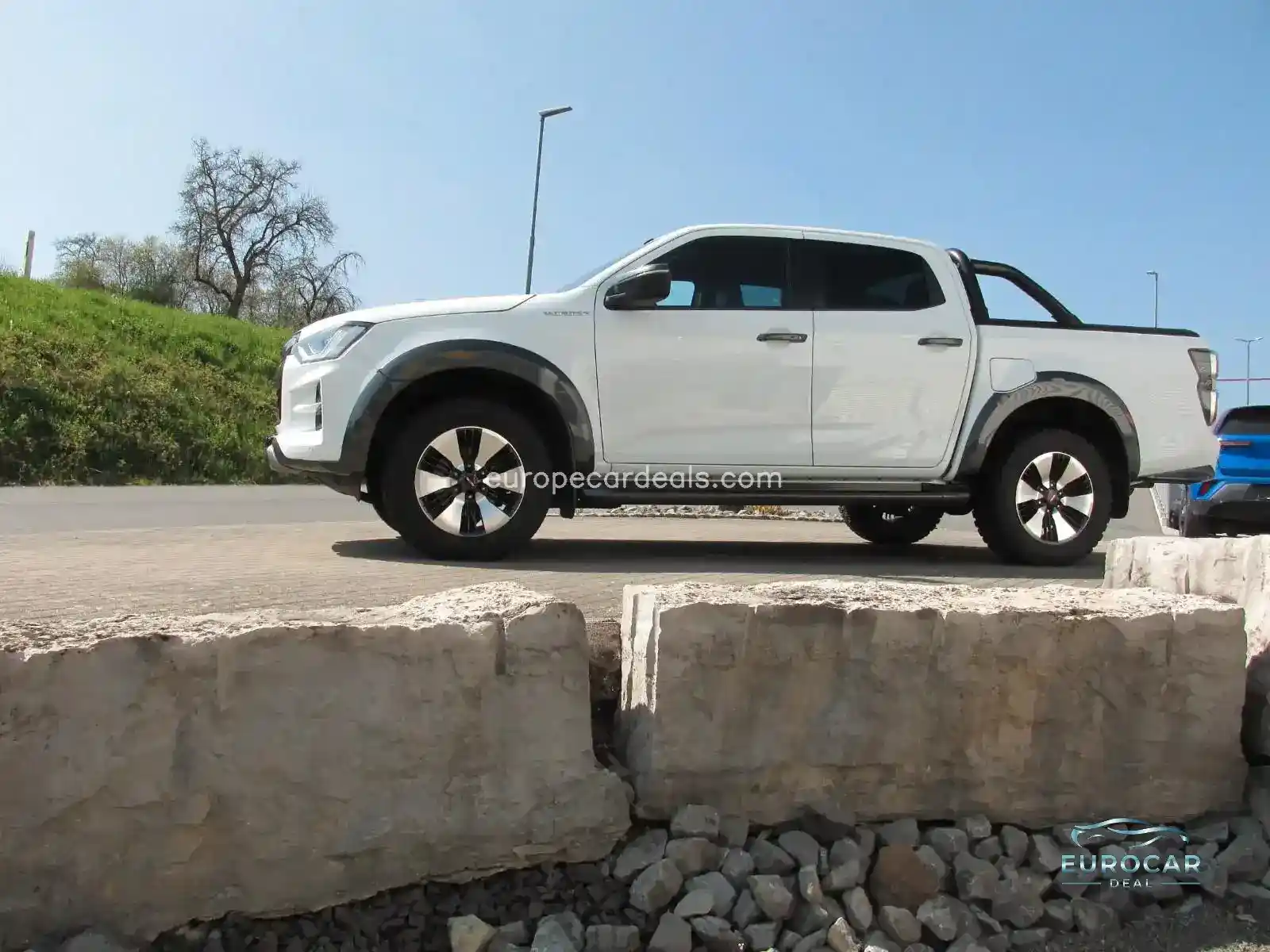 Double Cab 4WD V-CROSS