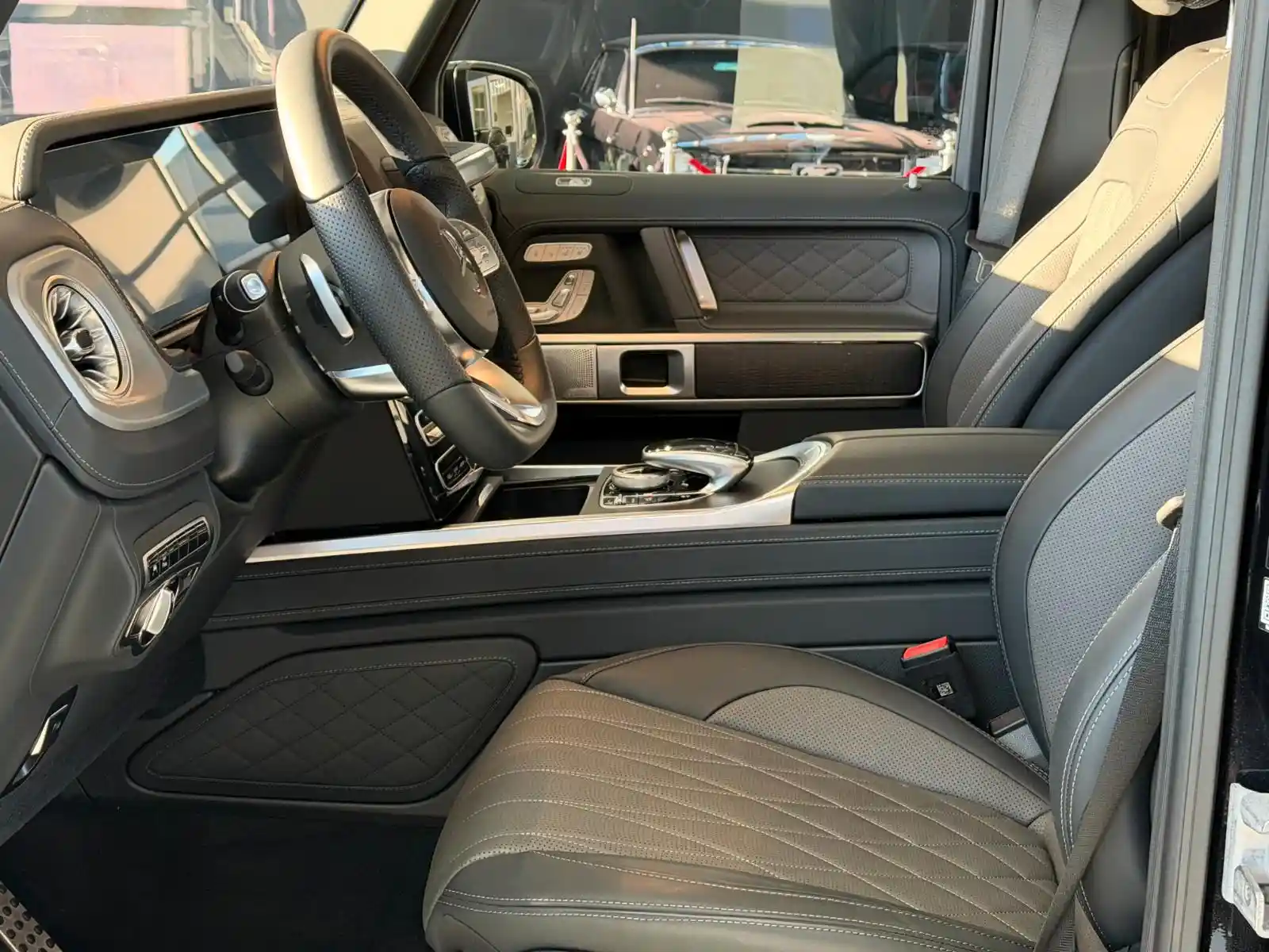 Mercedes-Benz G 500