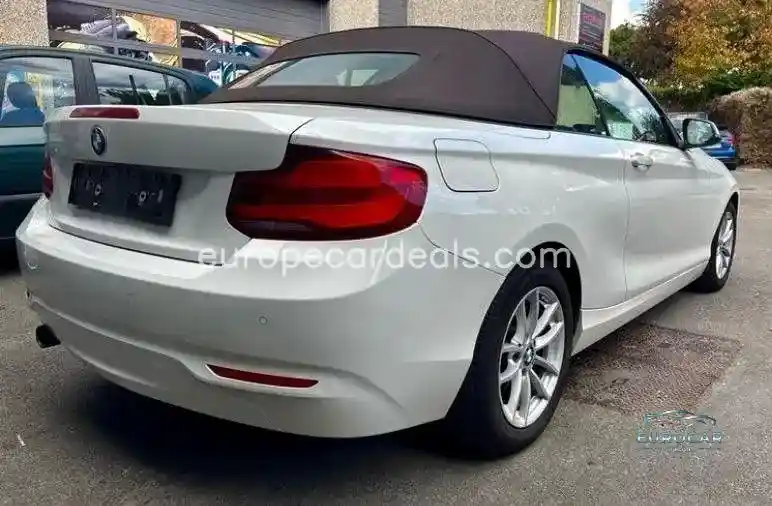 BMW 218