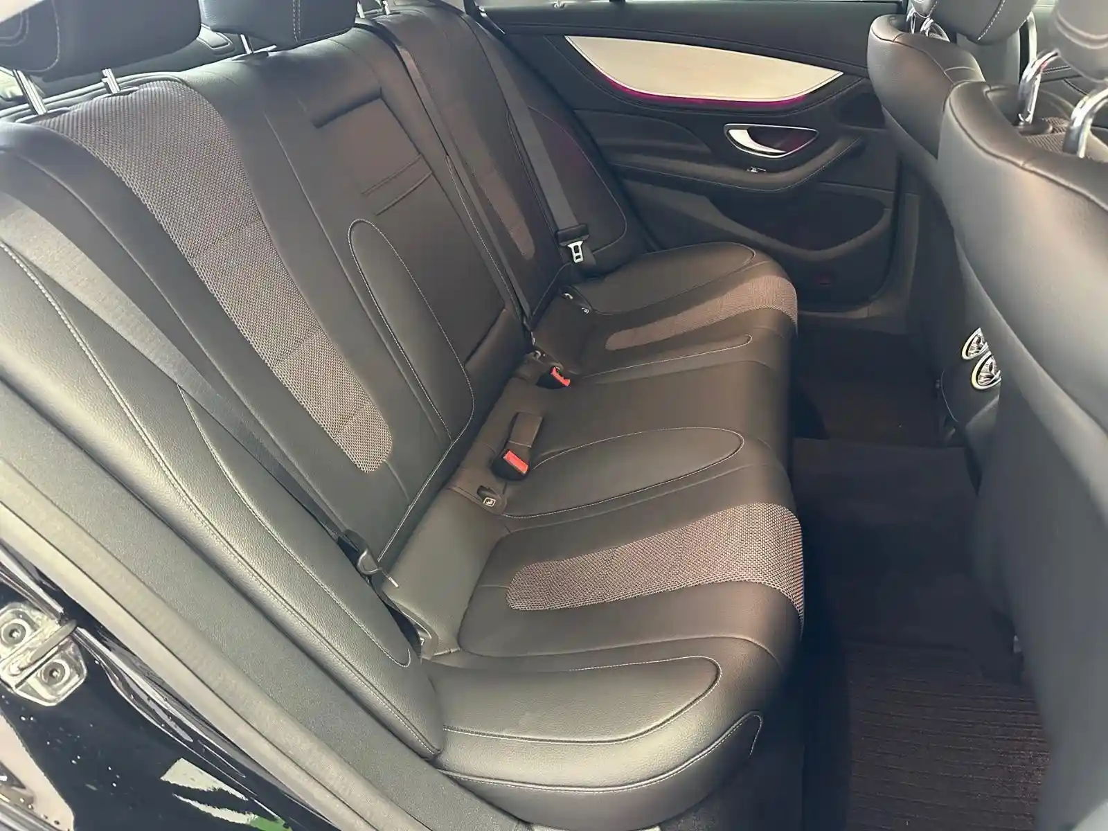 Mercedes-Benz CLS 300