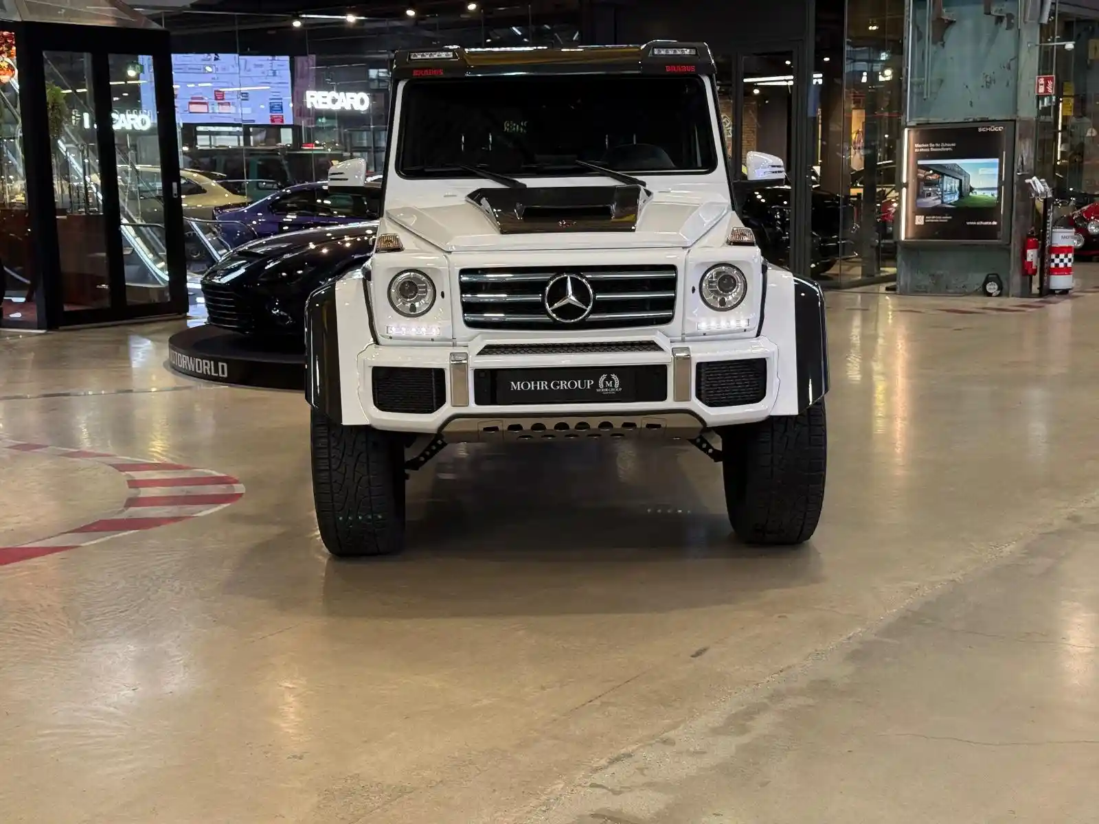 Mercedes-Benz G 500