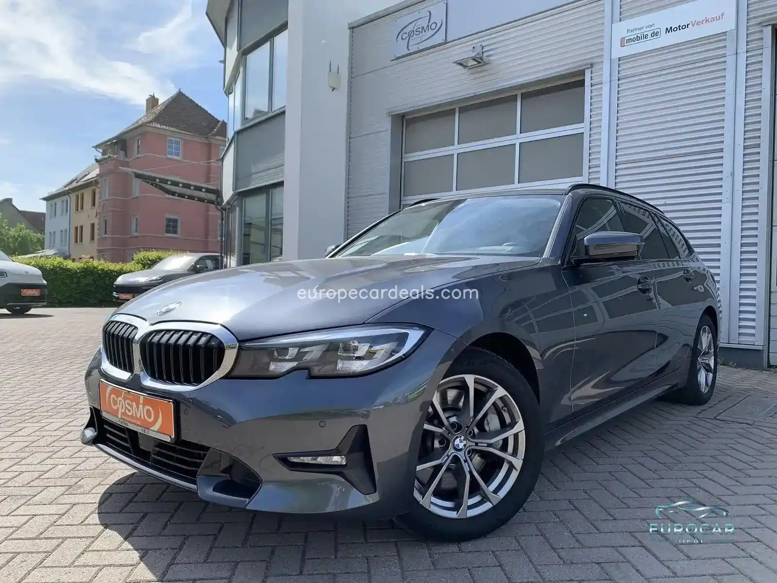 BMW 330