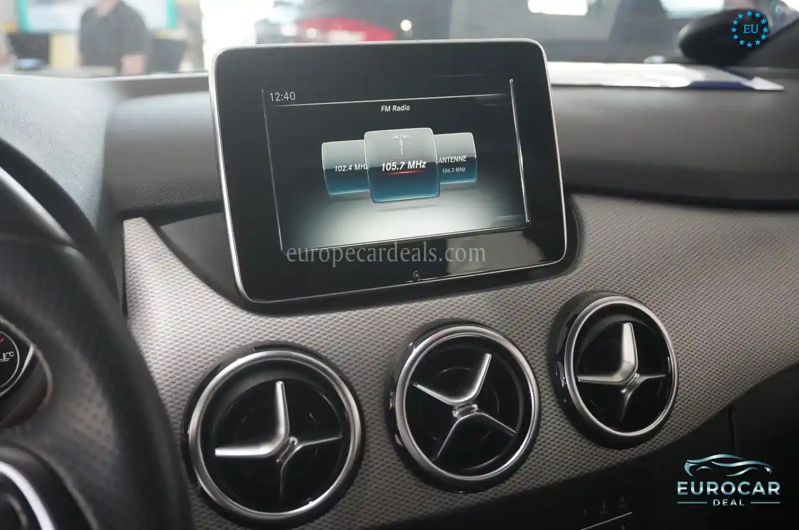 Mercedes-Benz B 200