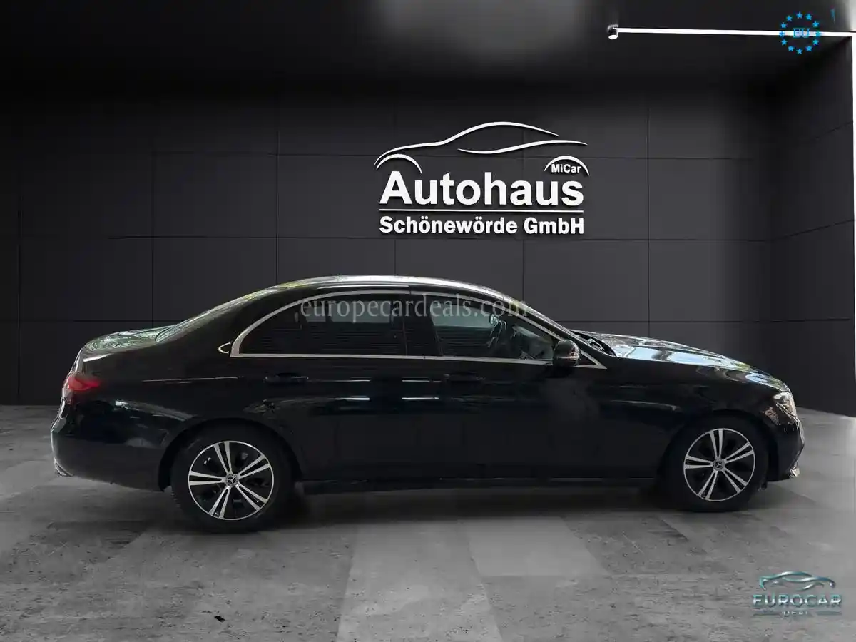 Mercedes-Benz E 220