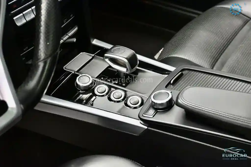 Mercedes-Benz E 63 AMG