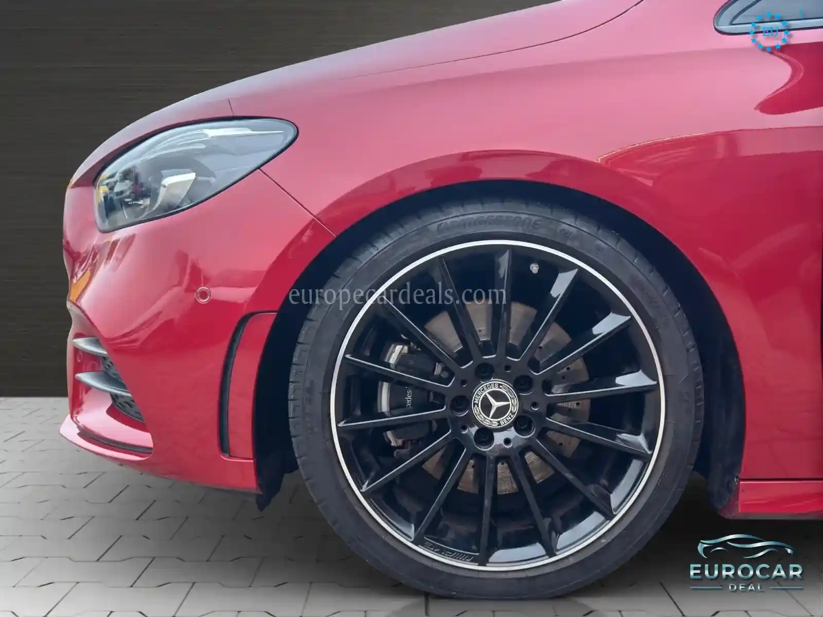 Mercedes-Benz B 220