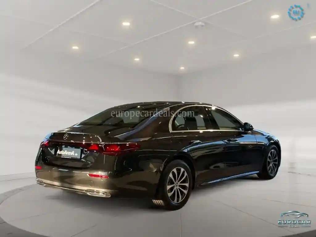Mercedes-Benz E 200