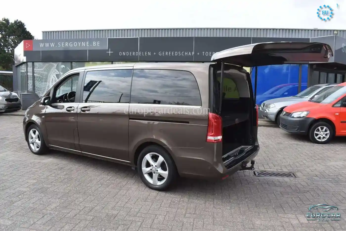 Mercedes-Benz V 250