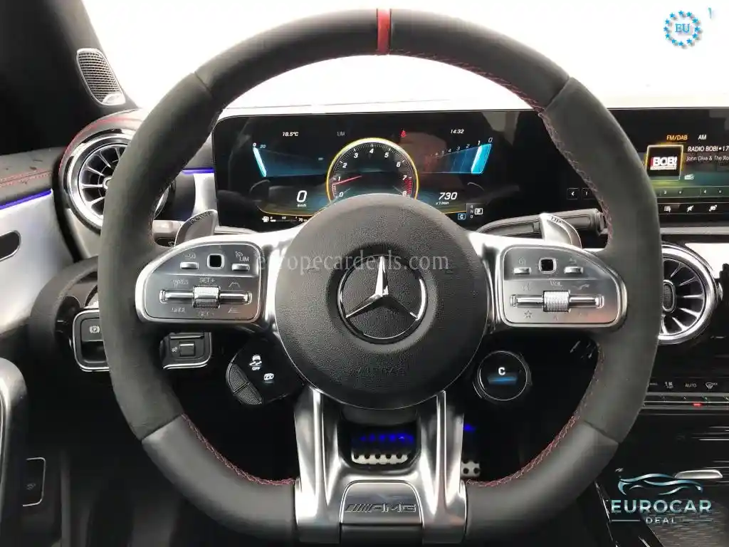 Mercedes-Benz CLA 45 AMG