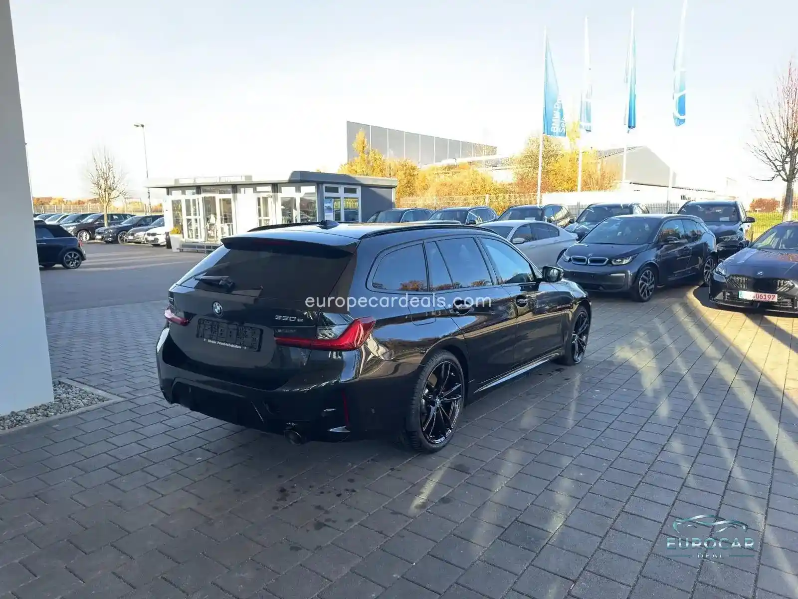 BMW 330