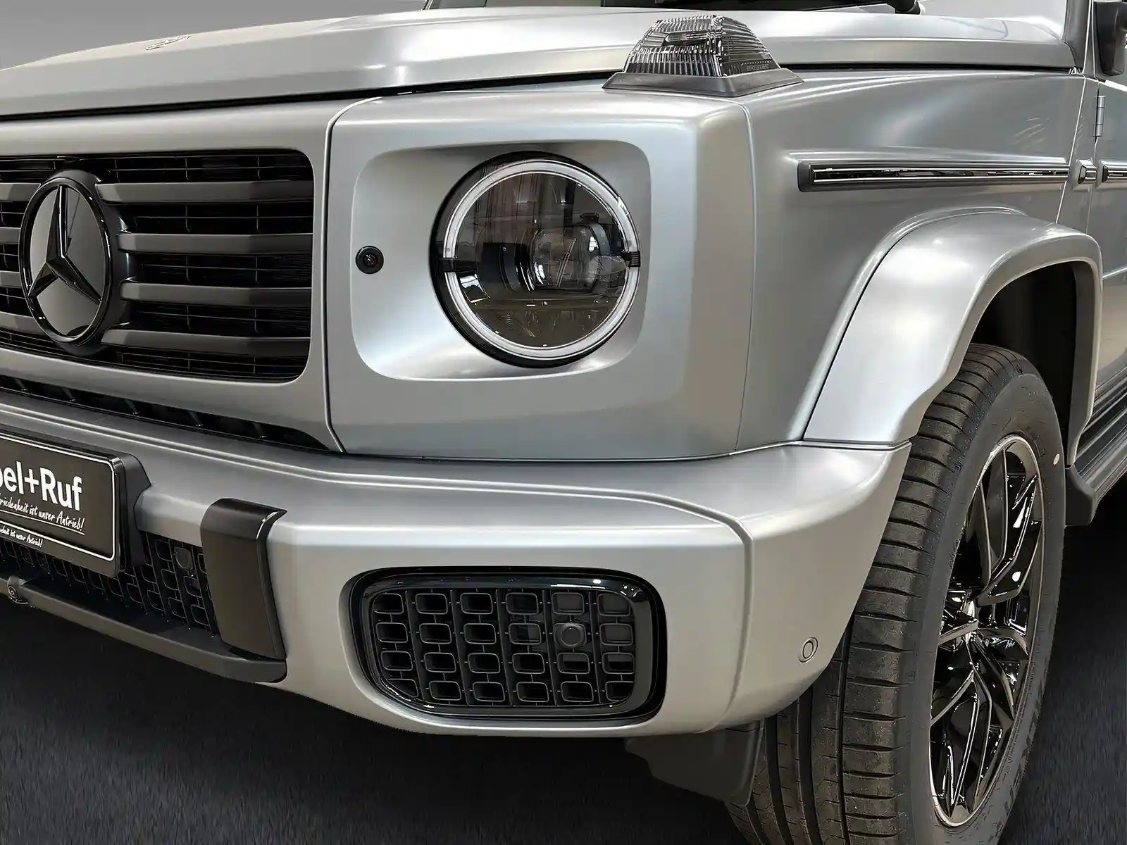 Mercedes-Benz G 450