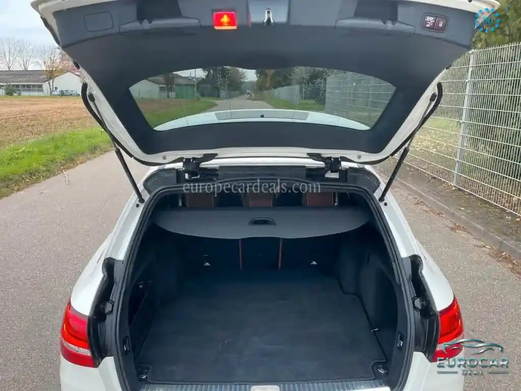 Mercedes-Benz C 400