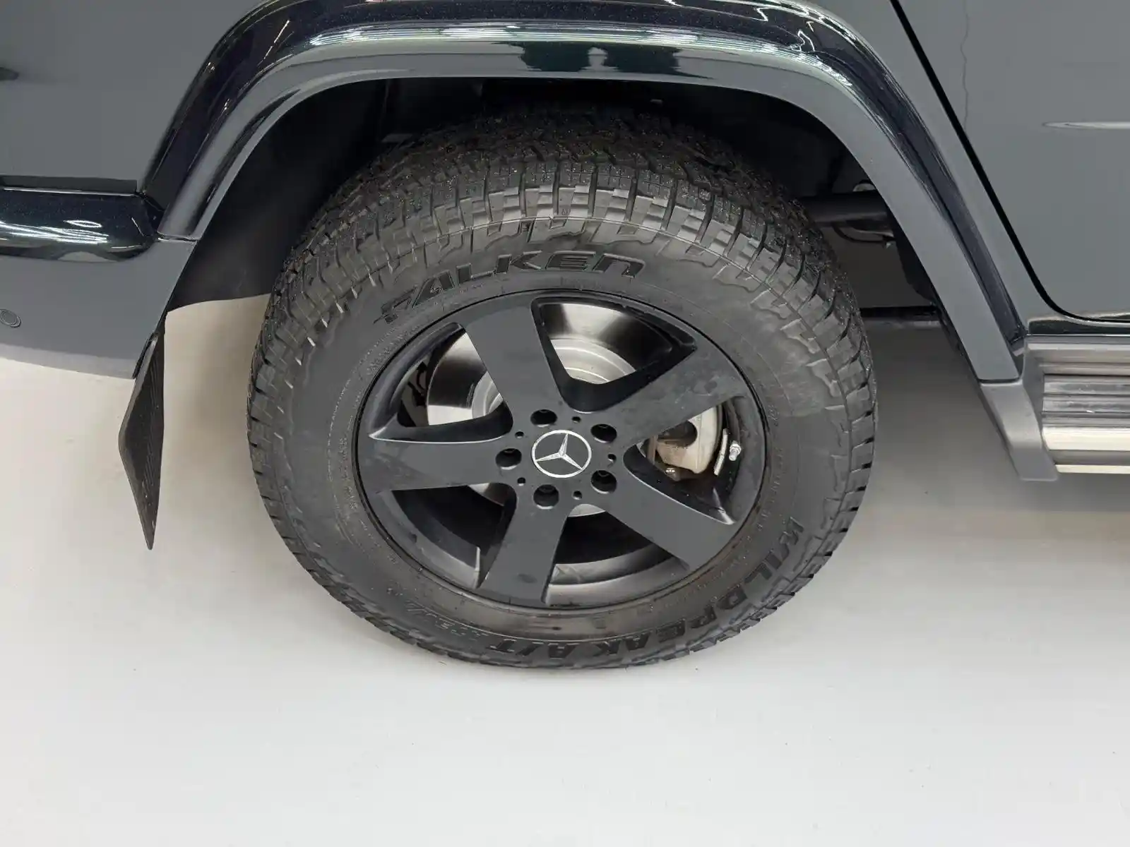 Mercedes-Benz G 500