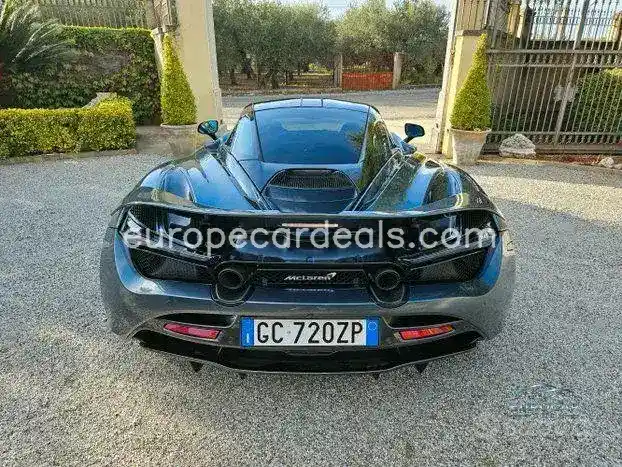 McLaren 720S