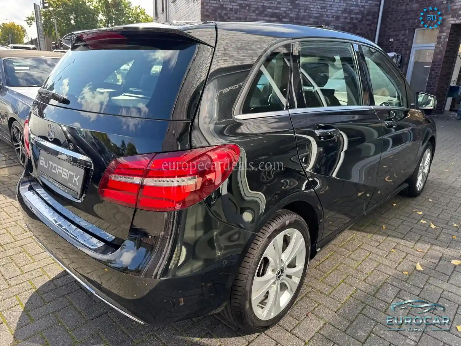 Mercedes-Benz B 220