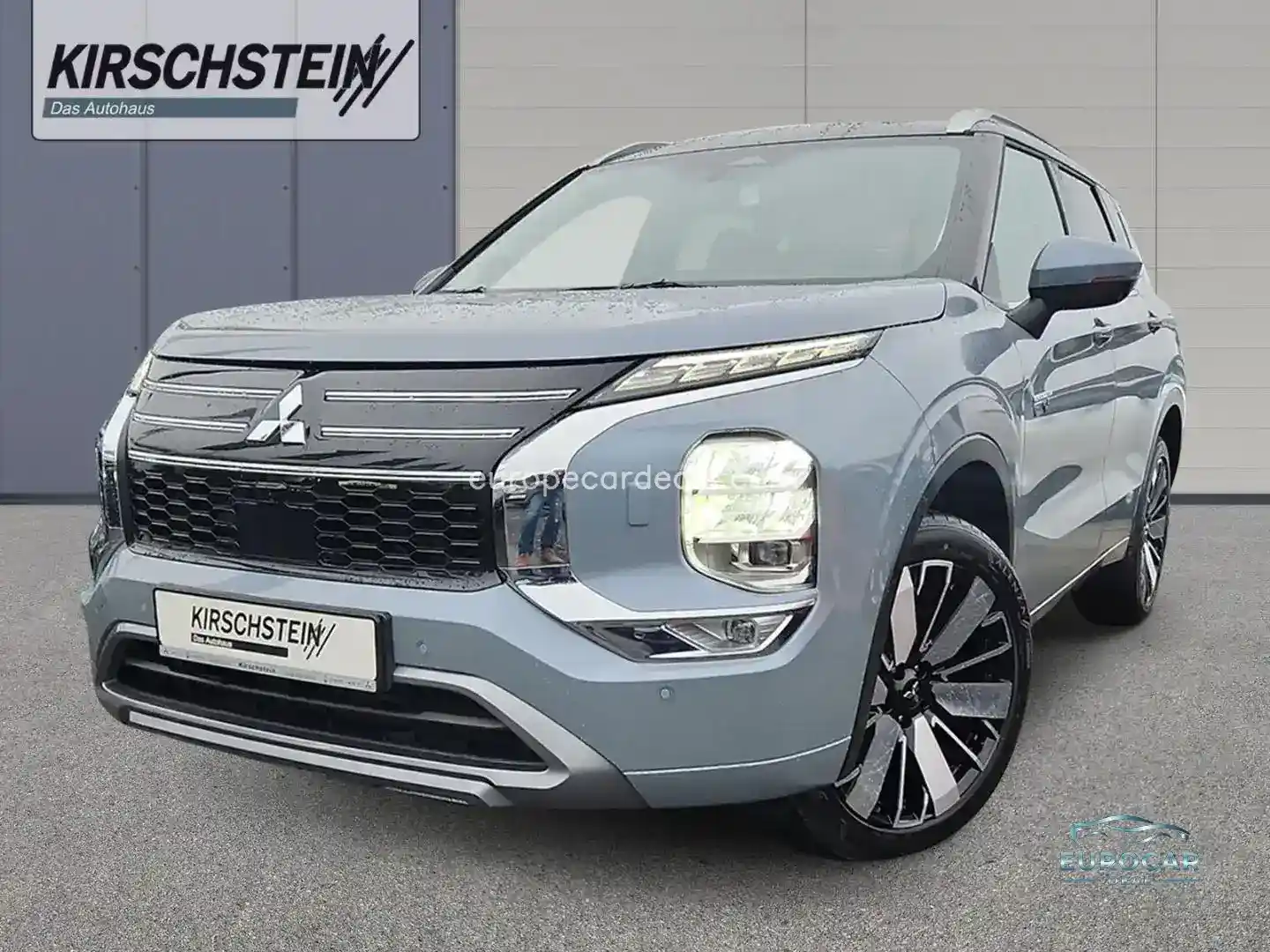 Mitsubishi Plug-in Hybrid Outlander