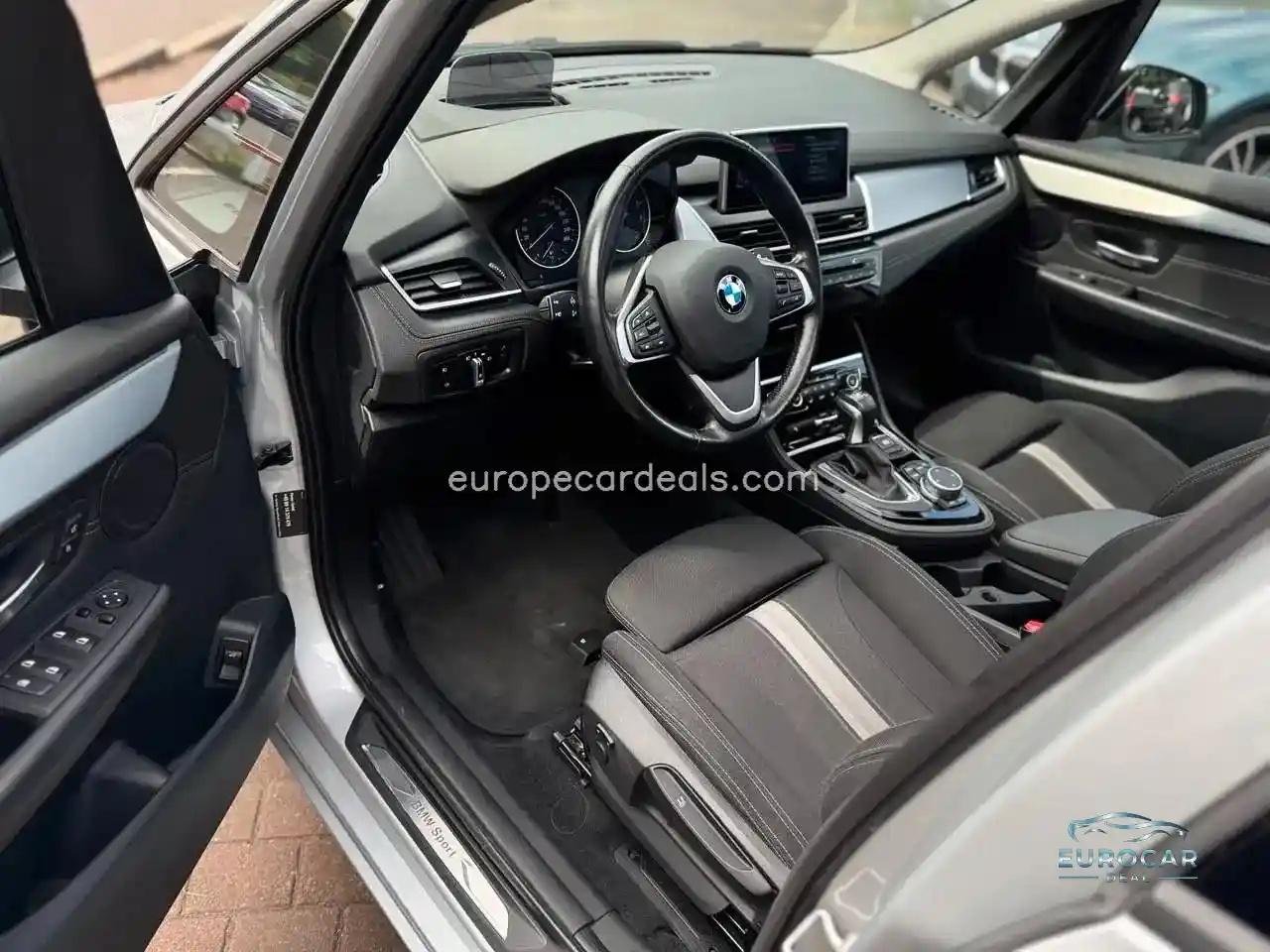 BMW 220
