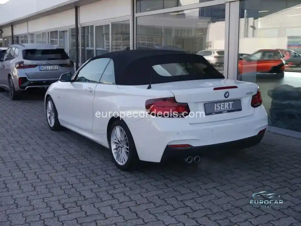 BMW 220