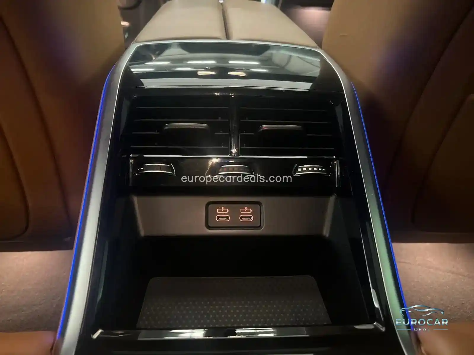 BMW 840