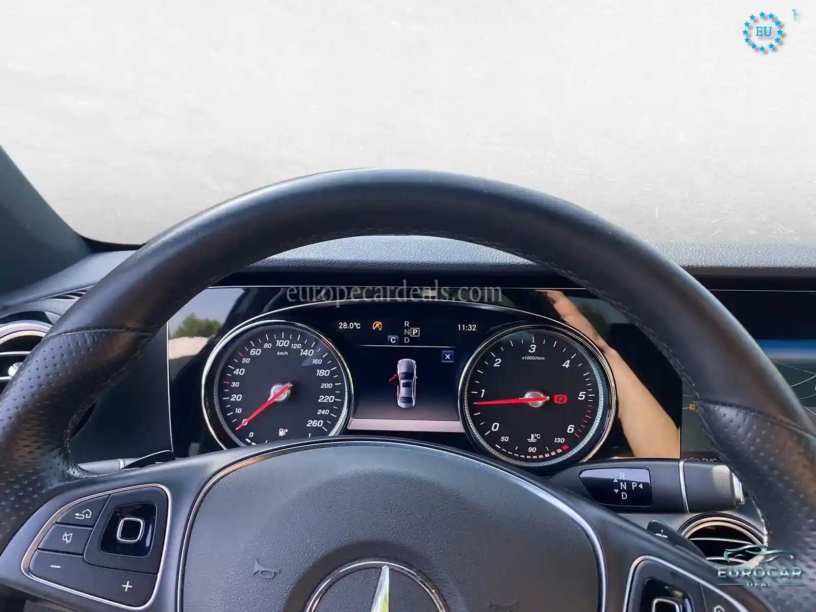 Mercedes-Benz E 220