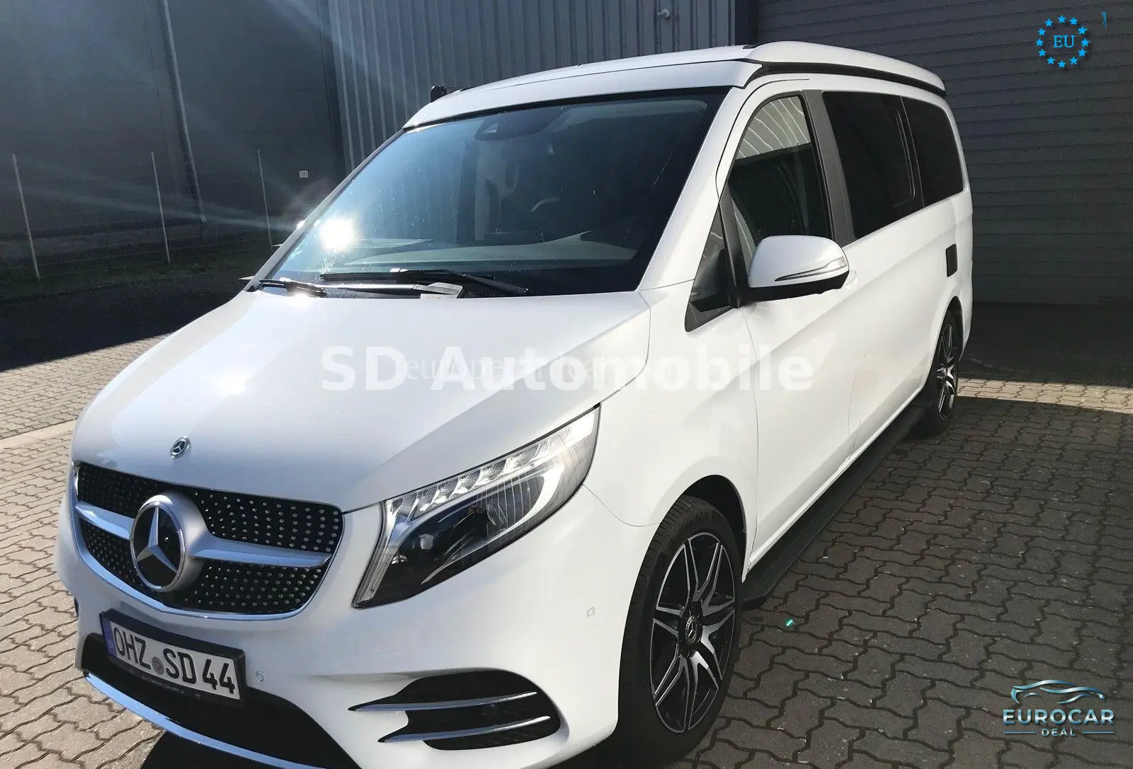 Mercedes-Benz V 220