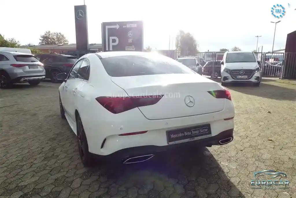 Mercedes-Benz CLA 200