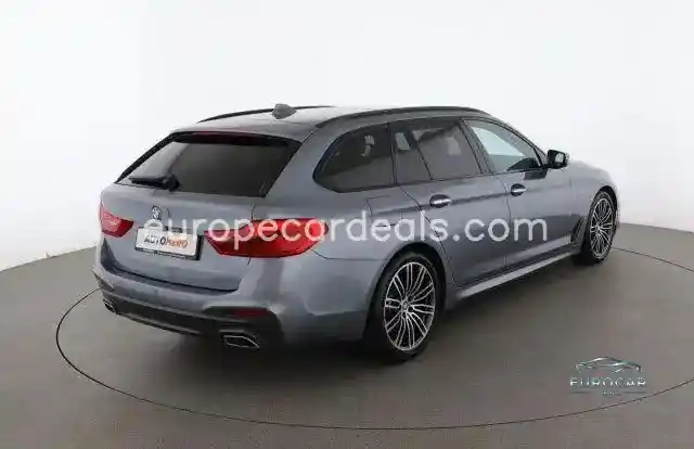 BMW 525