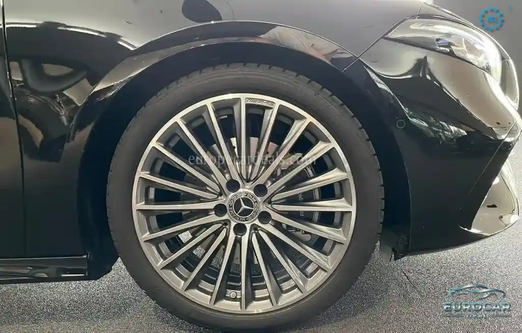 Mercedes-Benz A 220