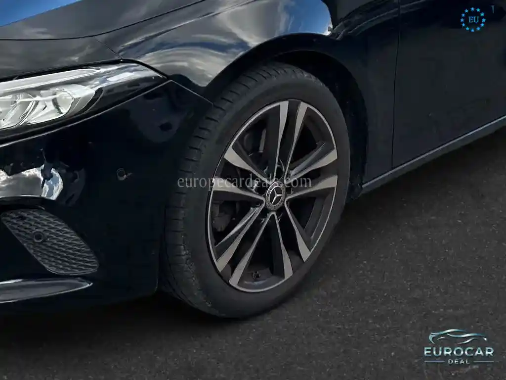 Mercedes-Benz A 220