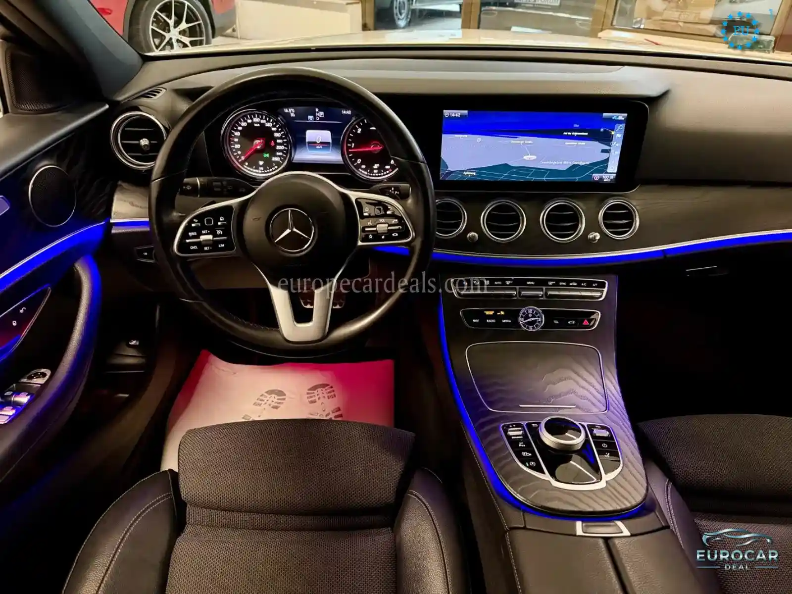 Mercedes-Benz E 220
