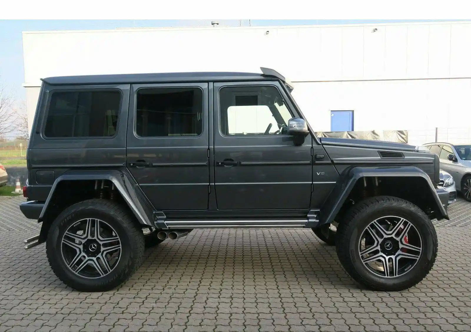 Mercedes-Benz G 500