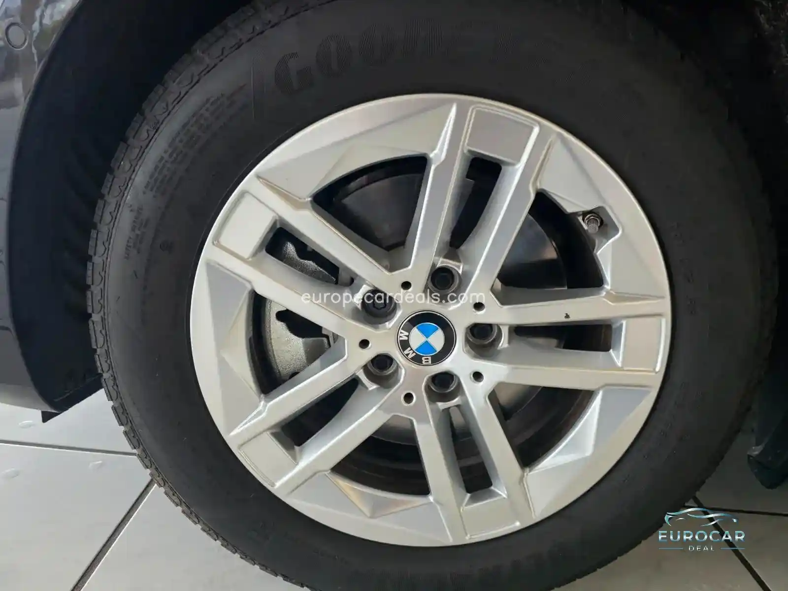BMW 220