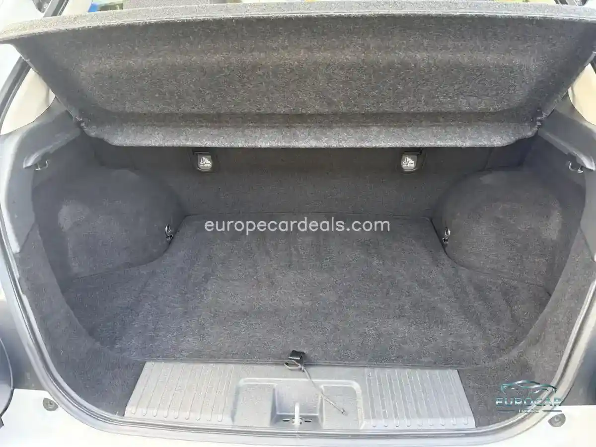 Honda e