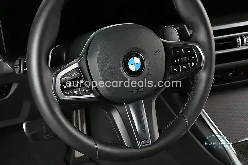 BMW 330