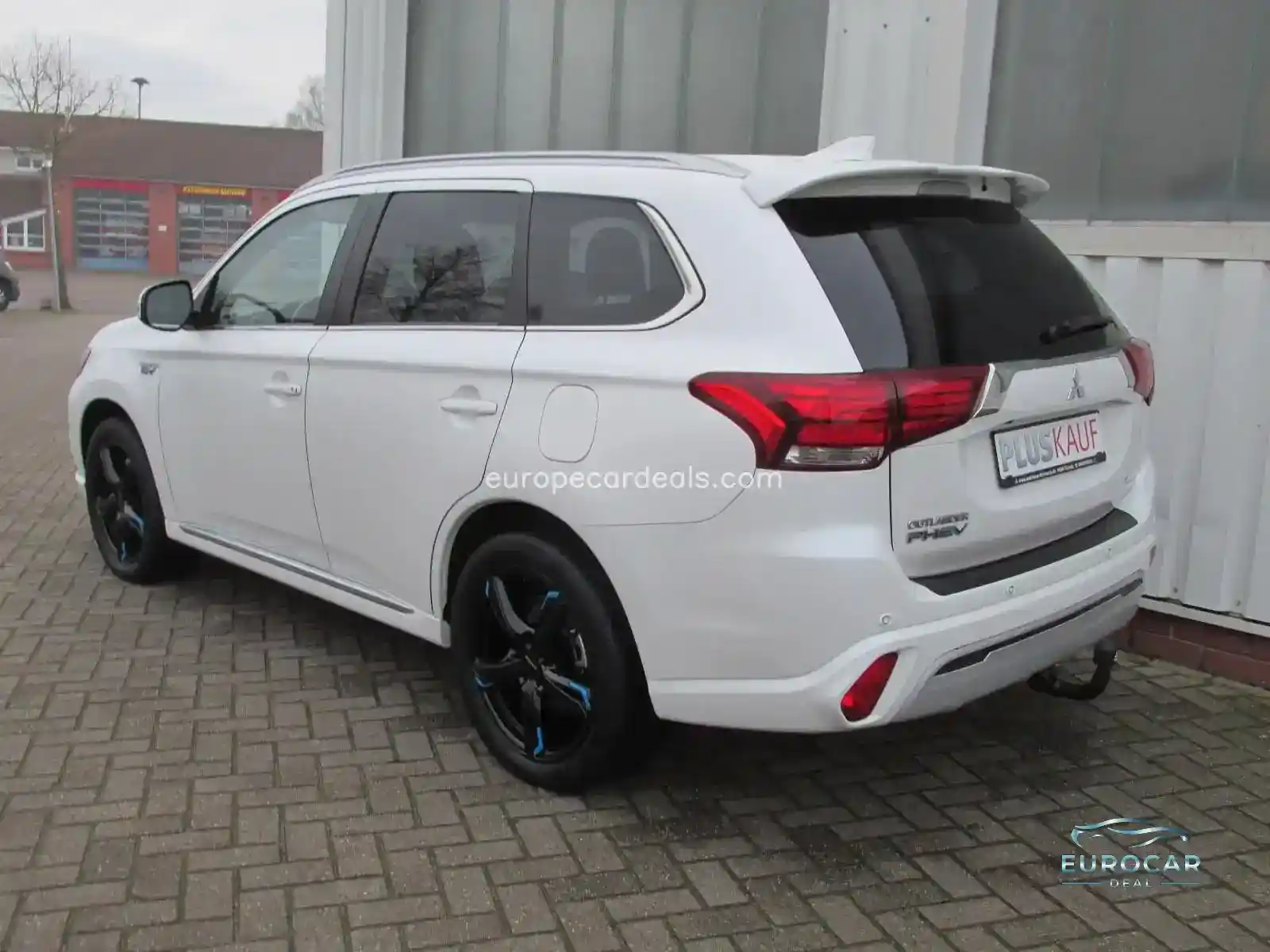 Mitsubishi Plug-in Hybrid Outlander