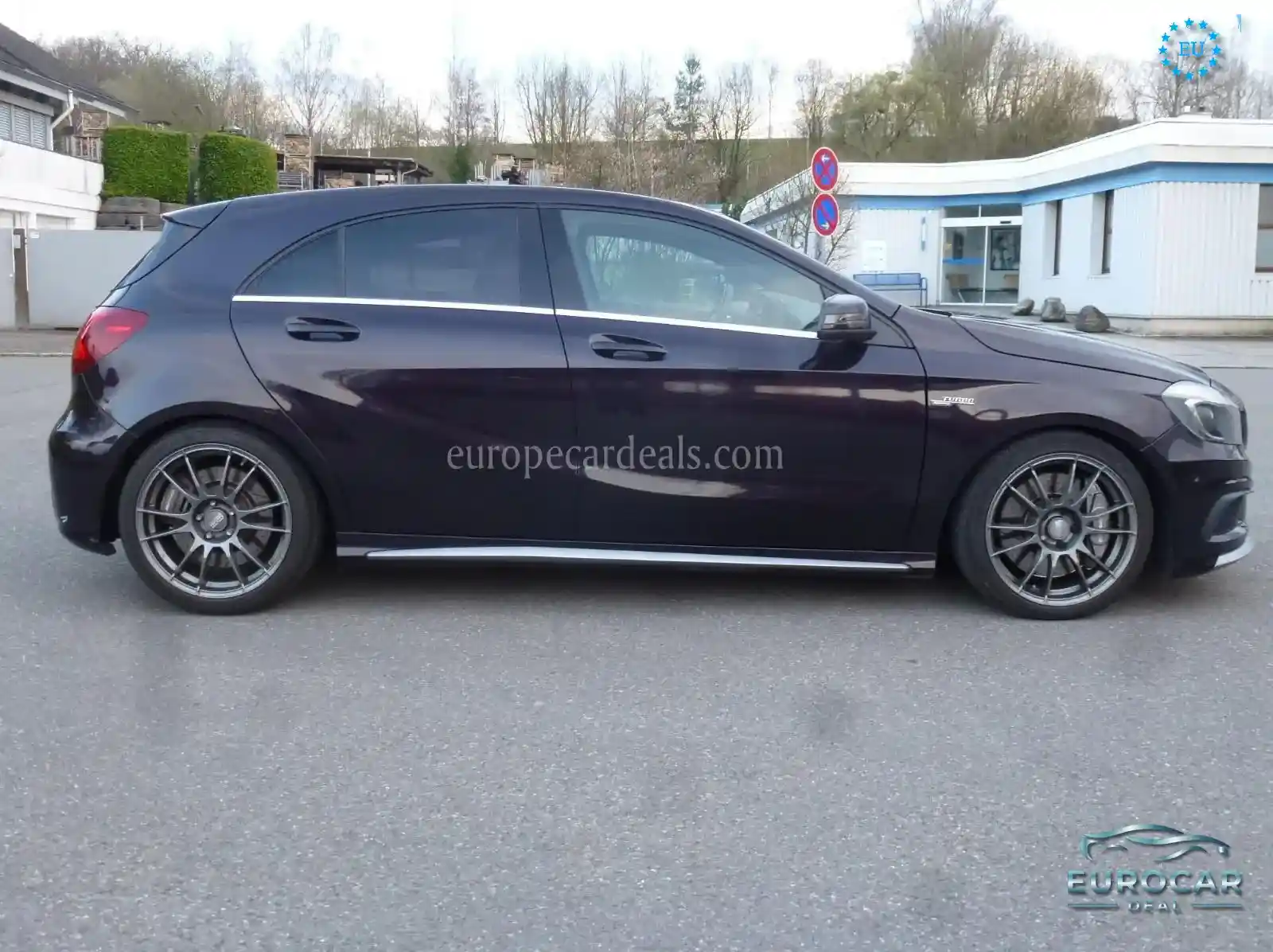 Mercedes-Benz A 45 AMG