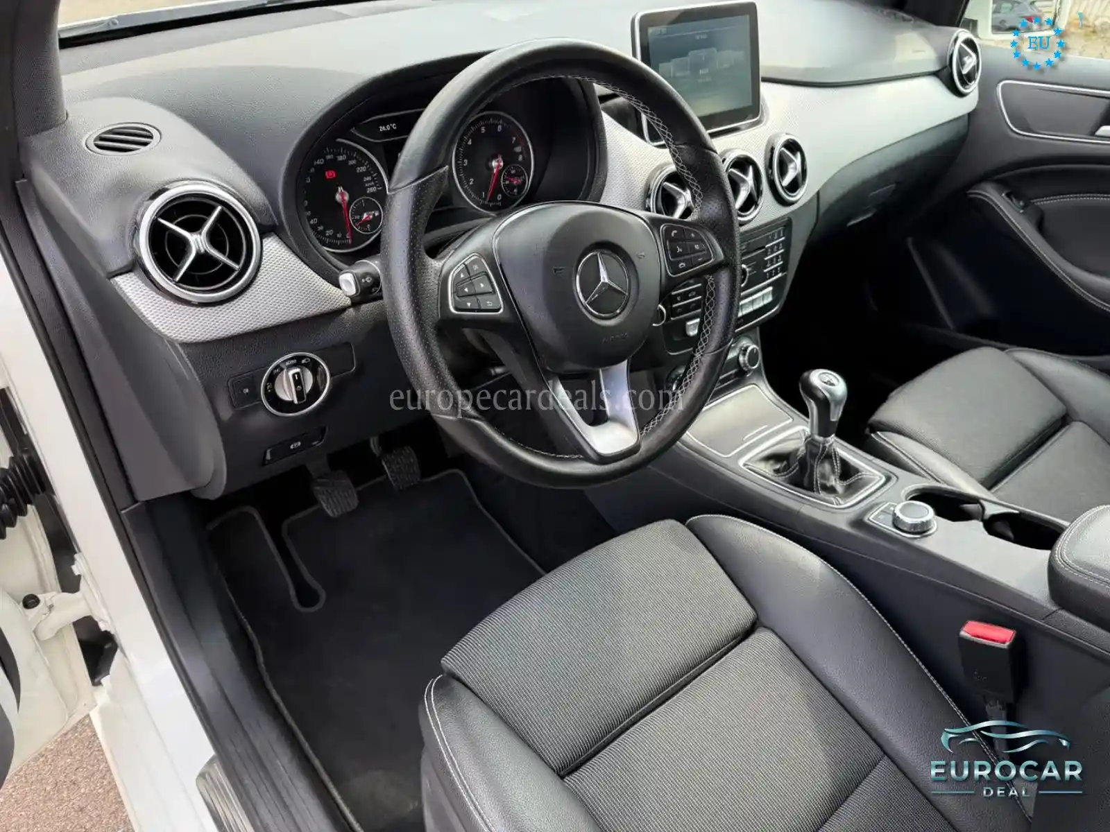 Mercedes-Benz B 180