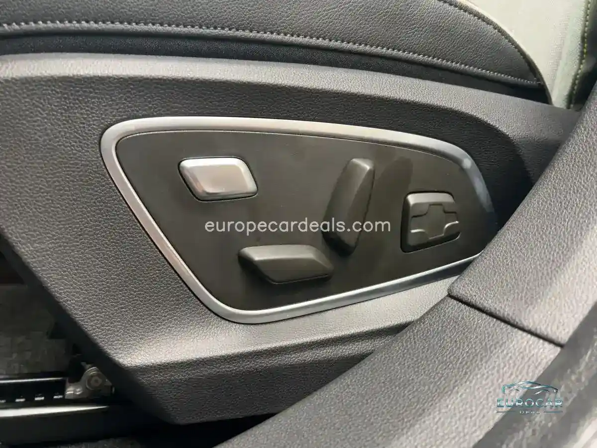 Renault Scenic E-TECH